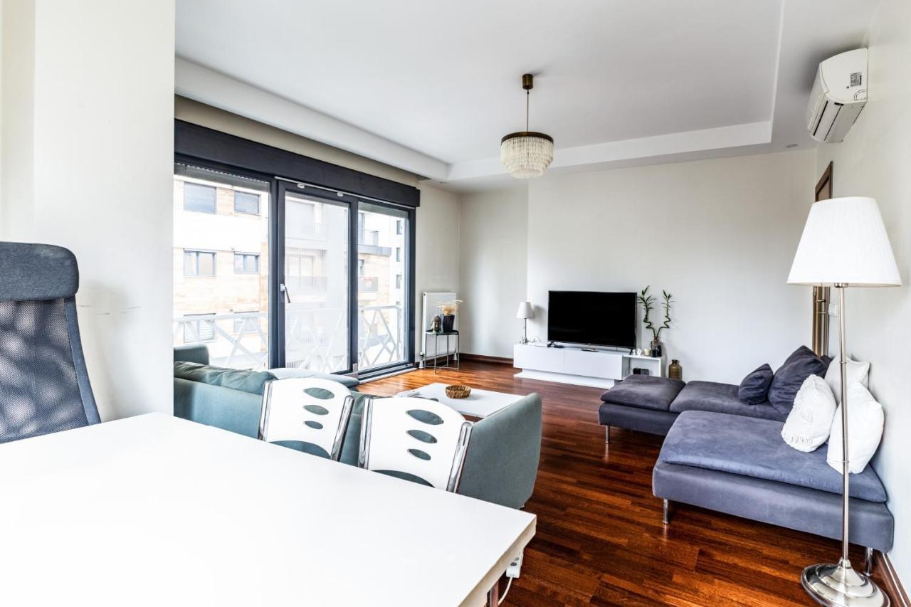 Spacious Flat Near Bagdat Avenue In Suadiye Apartment Истанбул Екстериор снимка